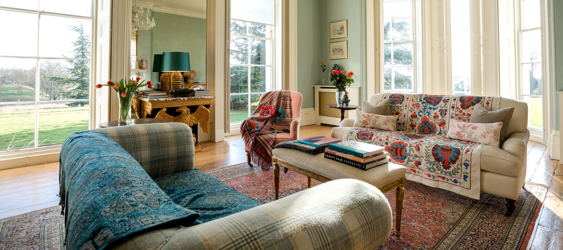 Travel through Interiors