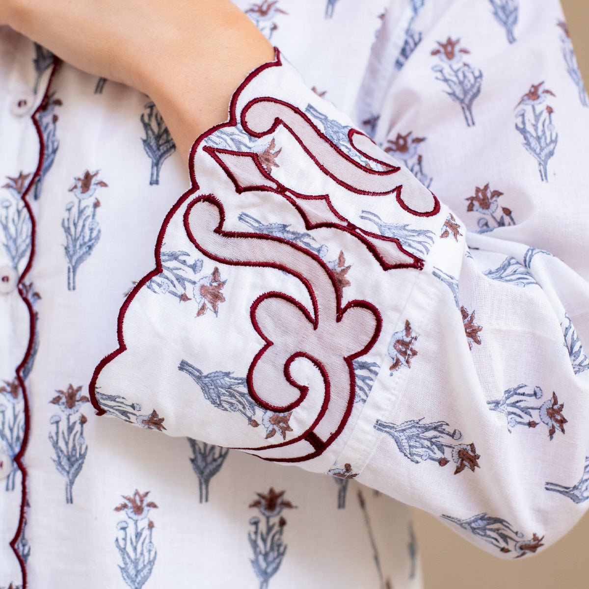 AMARIS Embroidered Long Cotton Pyjamas