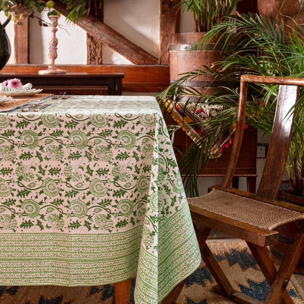 block print tablecloth, SUZANI Blockprint Tablecloth, Block Printed Linen, faro tablecloths,  cotton block printed tablecloths, blockprint tablecloths, Indian blockprint tablecloths UK , floral table cloths