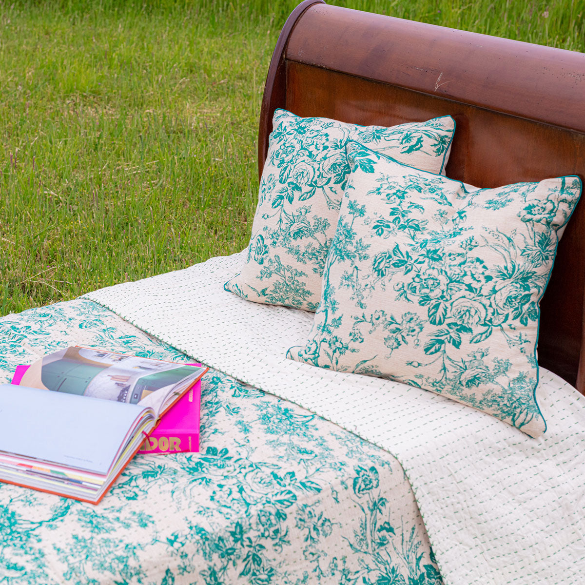 SABINE Reversible Kantha Bedspread