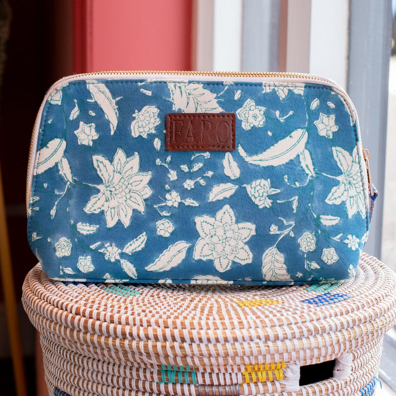 Travel Wash Bags, Toiletry Bags for men, women, Travel Pouches, Block print Wash Bags,  Luxe wash bags, Eco-friendly toiletry bags, Handmade travel pouch, best wash bags for travel, toiletry bag git set, Stylish travel pouches, zipper wash bags