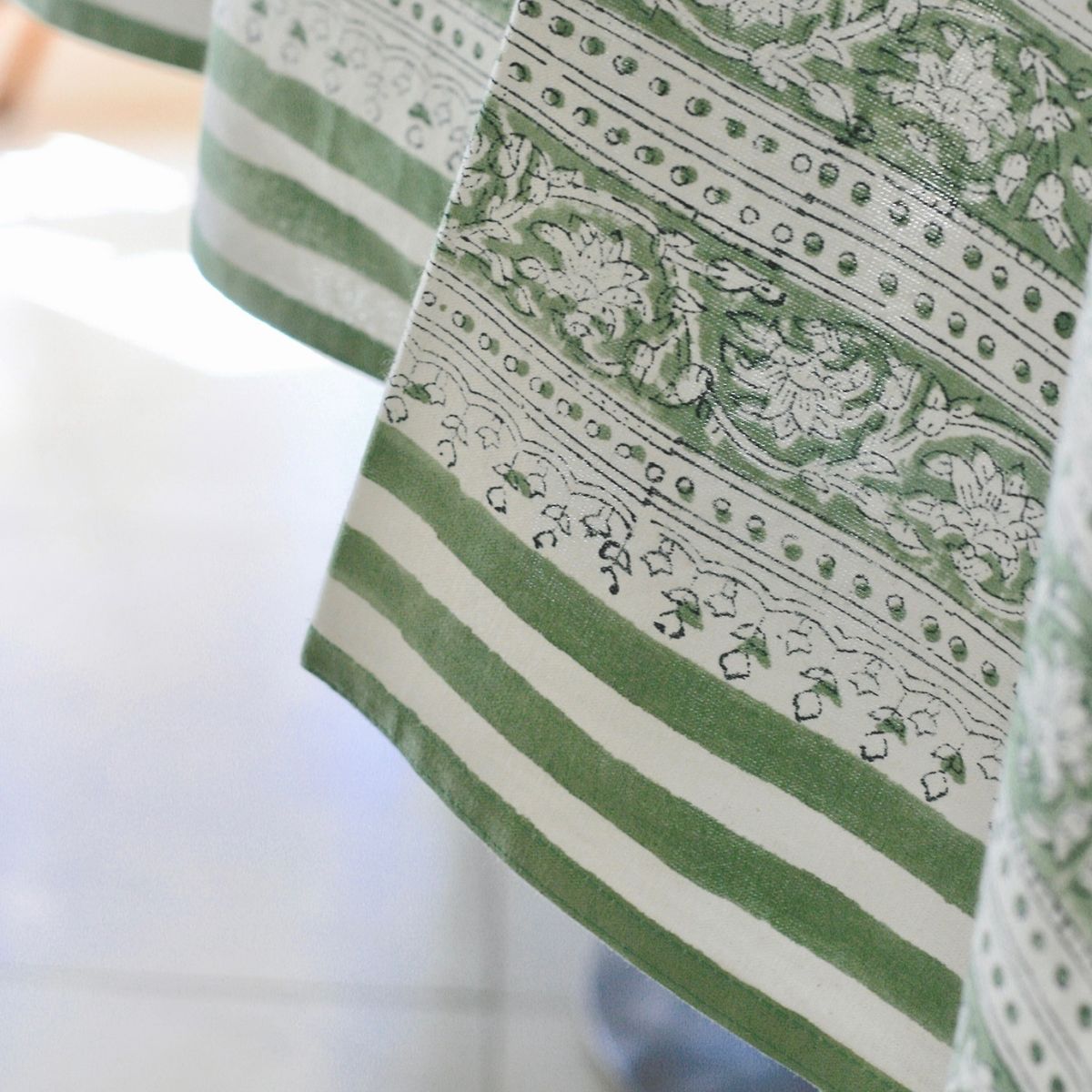BAROQUE JADE Blockprint Tablecloth