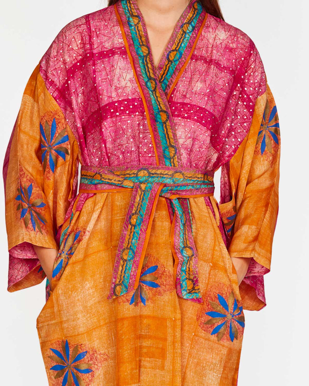 JAYA Long Silk Kimono
