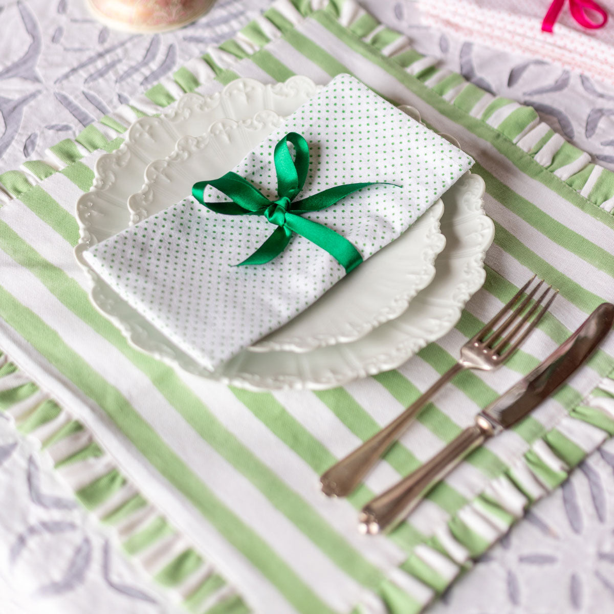 VIENNA GREEN Stripe Ruffle Placemat