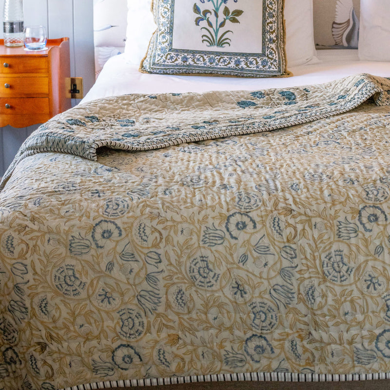 AHILYA Cotton Reversible Padded Blockprint Quilt