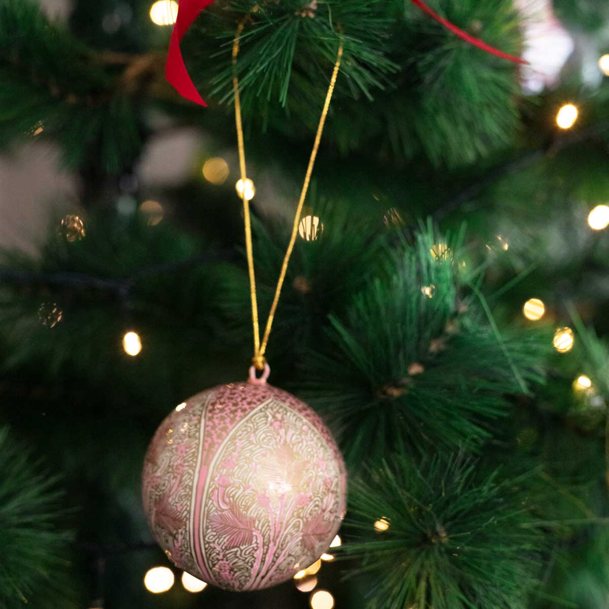 Christmas ornaments, Christmas baubles, papier mache baubles, Gold Christmas bauble, Kashmir papier mache