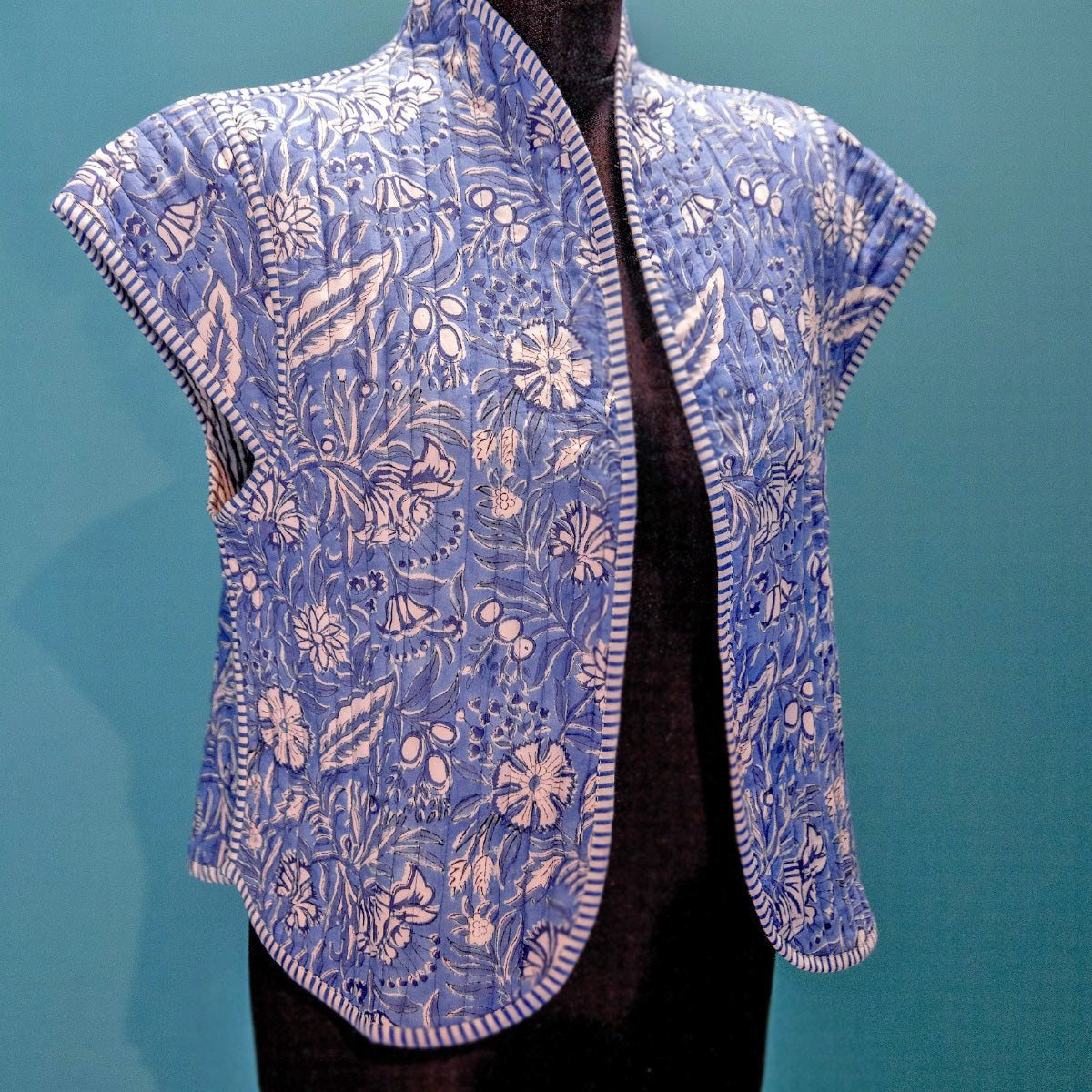 blockprint jackets, quilted jackets, quilted gilets, block print gilets, block print waistcoats, cotton waistcoats