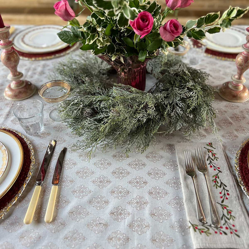 festive table linen, gold tablecloth, gold table linen, Christmas tablecloths, faro tablecloth, gold buti tablecloth