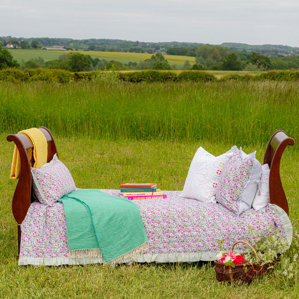 kantha bed throw, kantha quilts, kantha bed linen, blockprinted kantha, faro bed linen