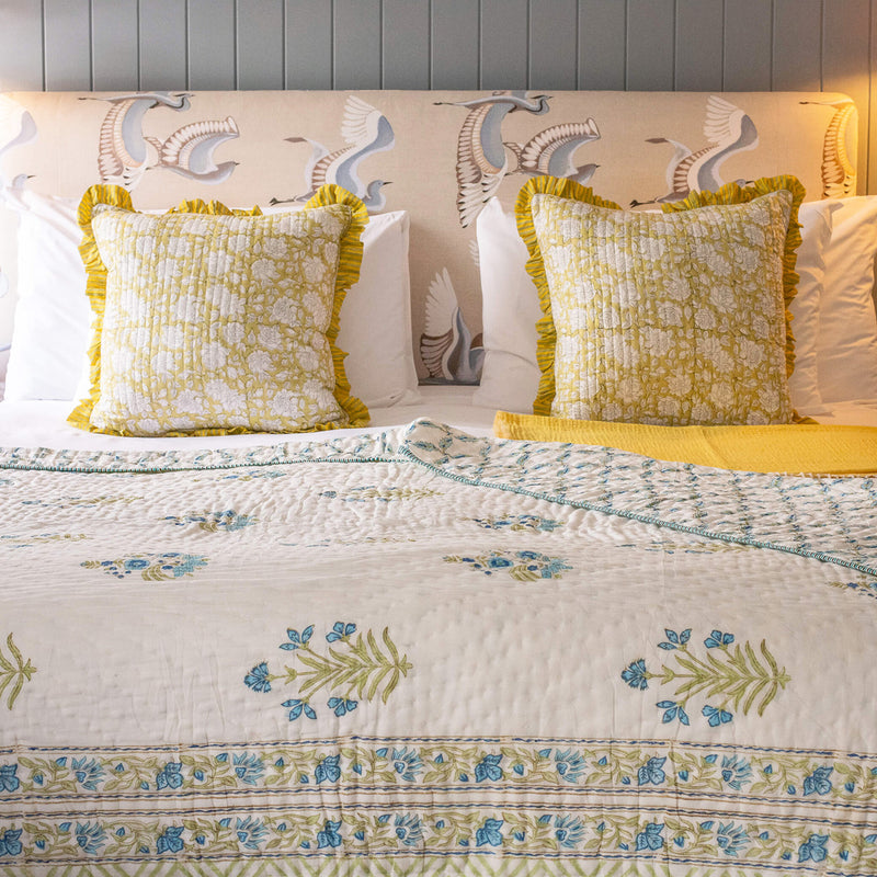 kantha bed throw, kantha quilts, kantha bedspread, block printed quilts, faro bedspreads, kantha quilts India, 