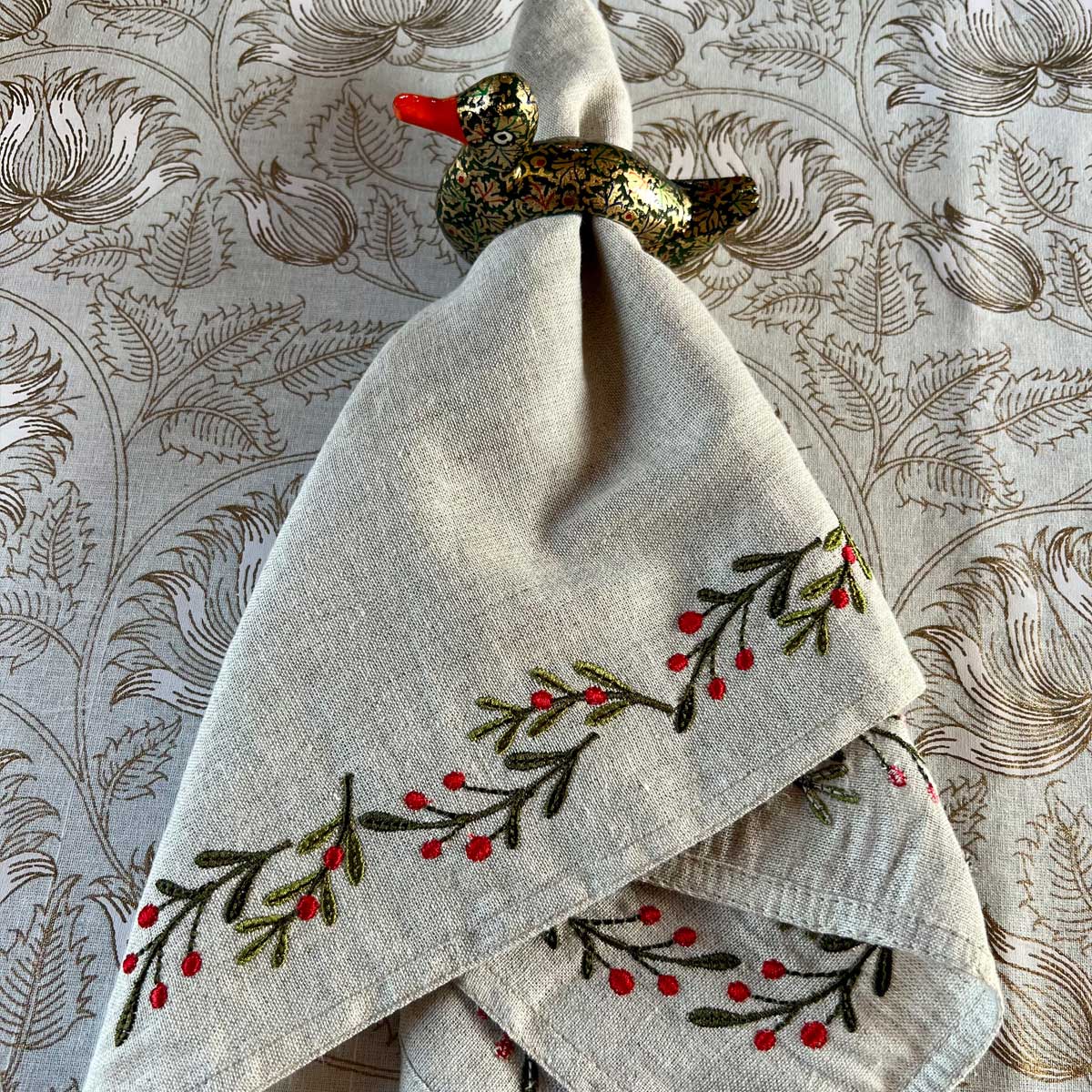 festive napkins, Christmas napkins, Christmas Table linen, Holly napkins,  embroidered napkins, embroidered festive napkins